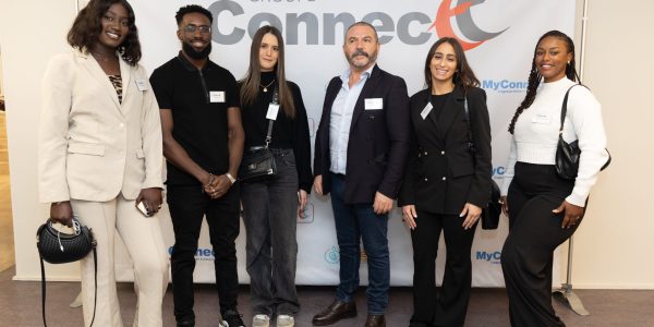 photo equipe bref service paris 19